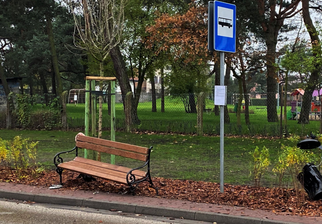 Tragiczna wypadek na przystanku autobusowym