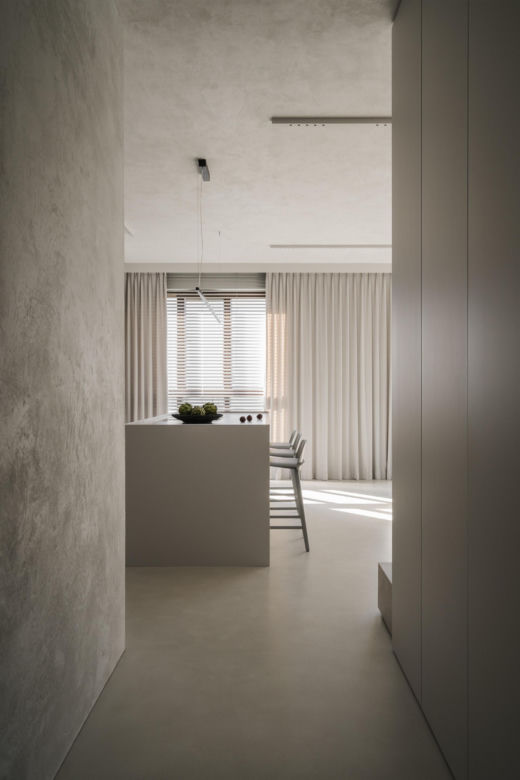 Minimalistyczne mieszkanie architektki