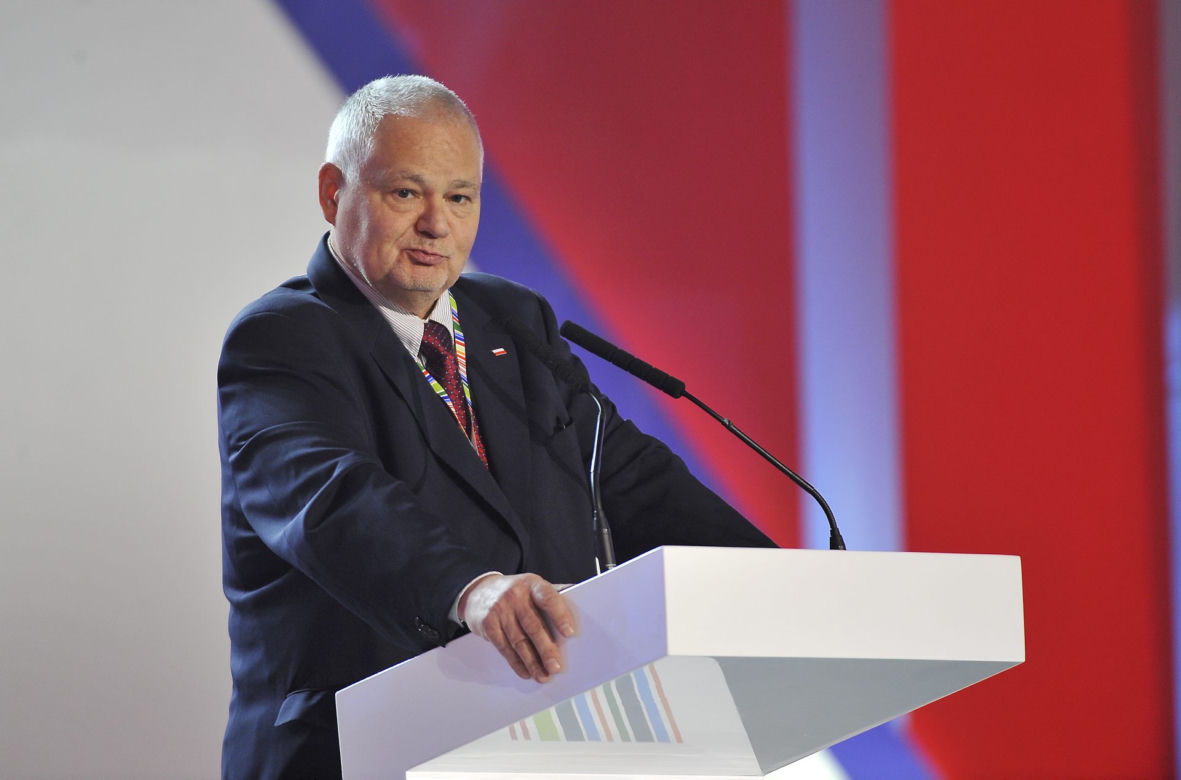 Gronkiewicz-Waltz, Belka i Glapiński zrobili fortunę. NBP ujawnił pensje z 25 lat 