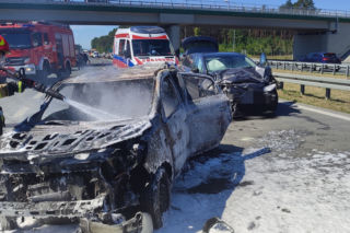 Koszmarny wypadek na S8. Kobieta spłonęła w samochodzie