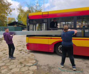 Z Warszawy na Ukrainę. Autobusy pomogą mieszkańcom