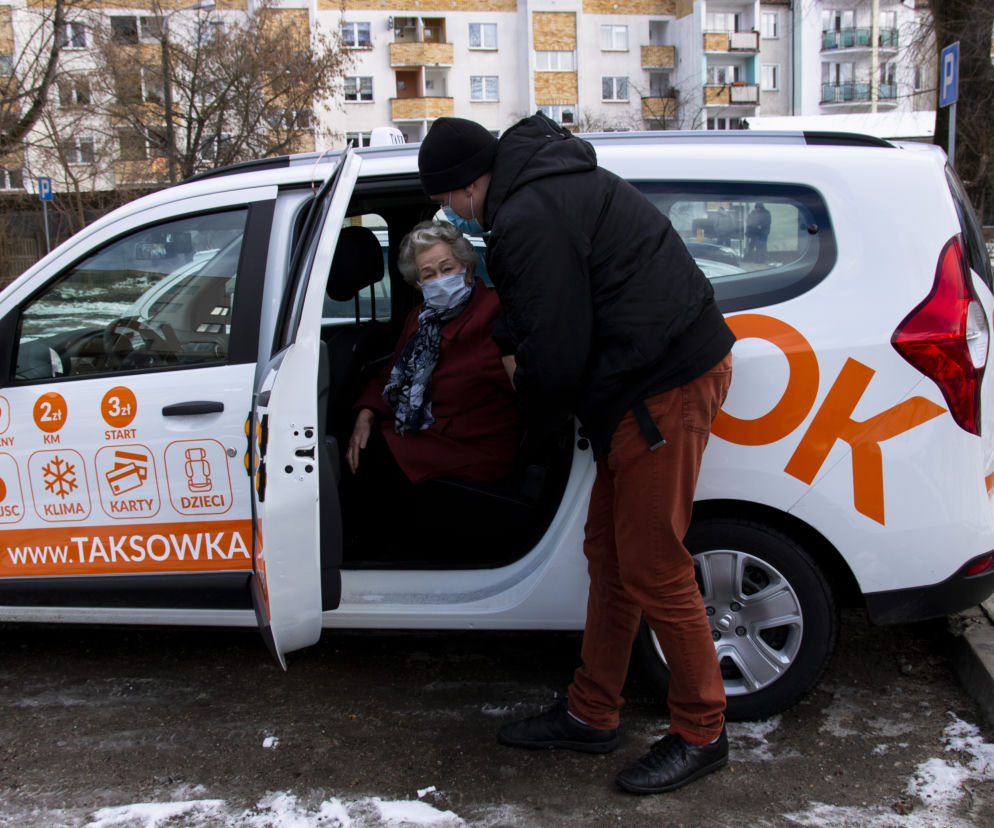 Toruń ma społeczną taksówkę. Tak wyglądają pojazdy!