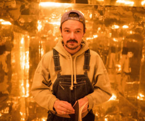 Dawid Ogrodnik w Prałacie