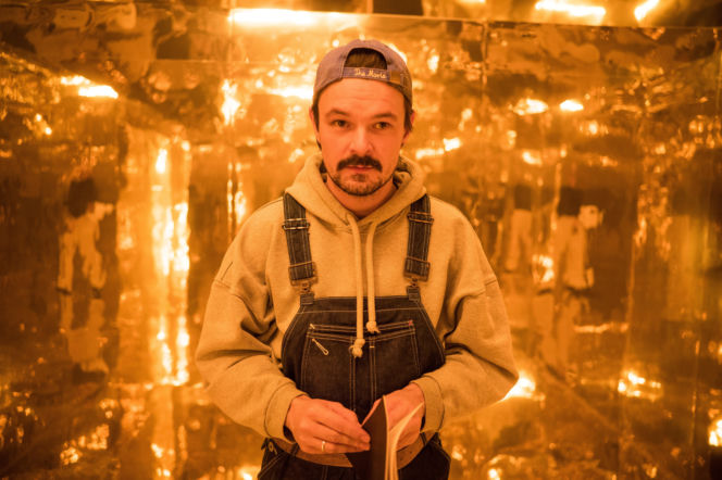 Dawid Ogrodnik w "Prałacie"