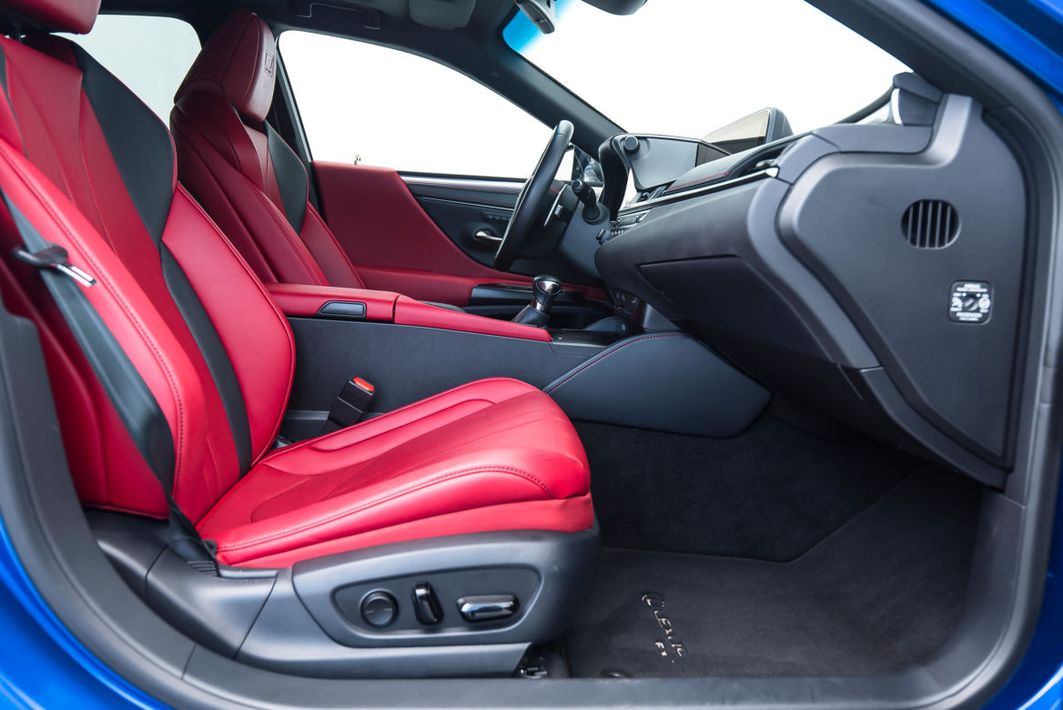Lexus ES300h F Sport