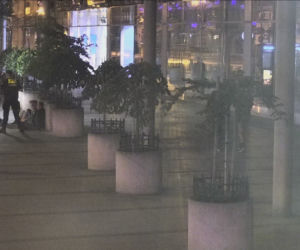 Trzech mężczyzn zaatakowało w centrum przechodnia