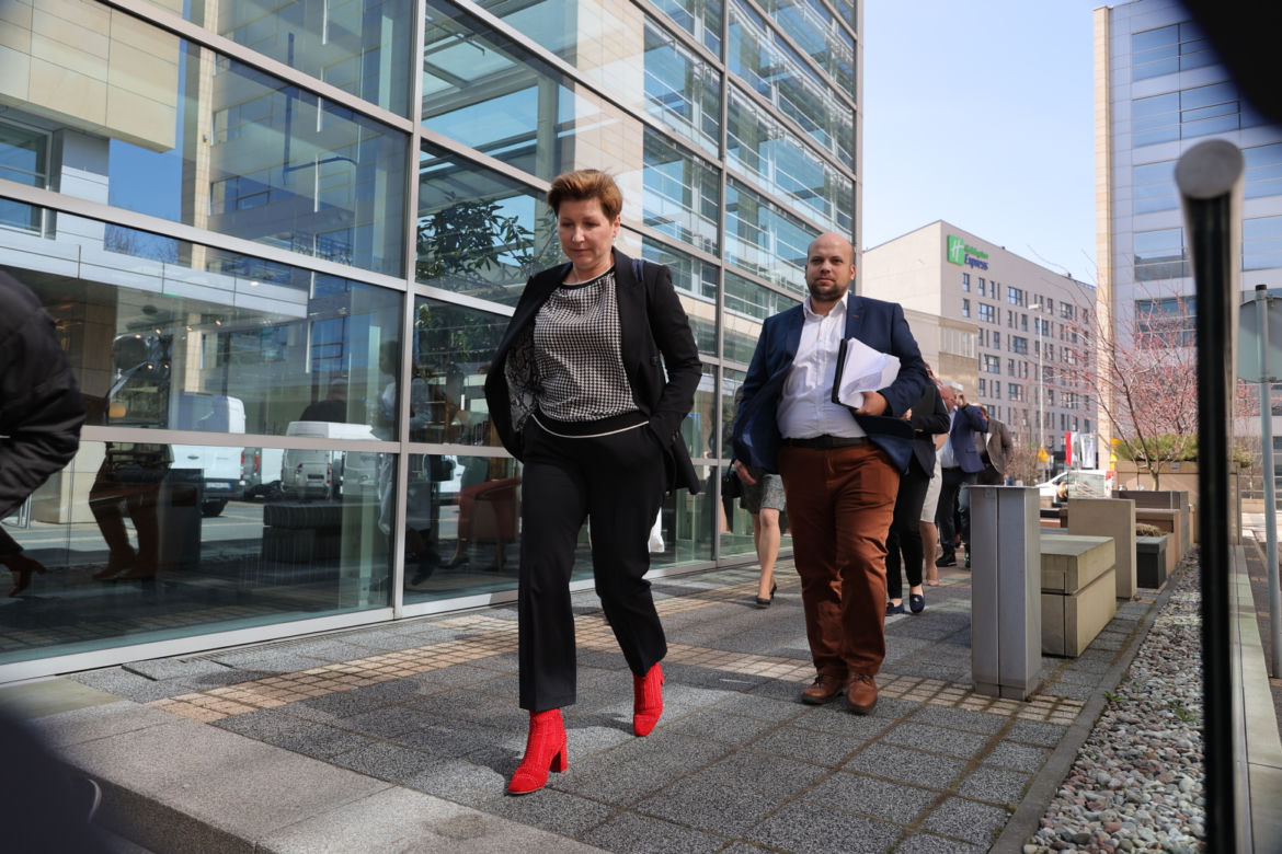 Wojna w Warszawie o miliard na śmieci