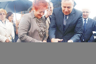 Grzegorz Schetyna otworzył nieczynne lądowisko
