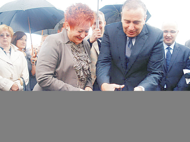 Grzegorz Schetyna otworzył nieczynne lądowisko