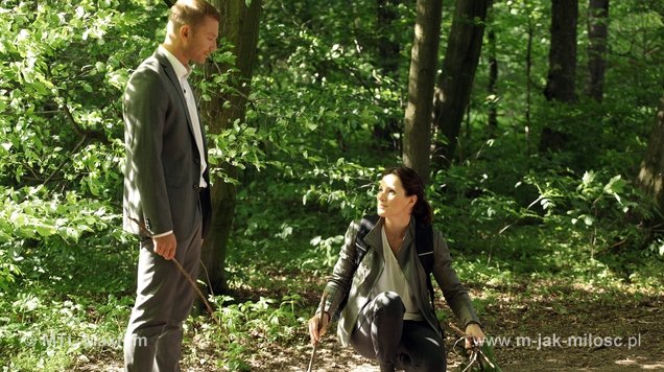 M jak miłość odc. 1075. Sonia (Marta Król), Andrzej (Krystian Wieczorek)