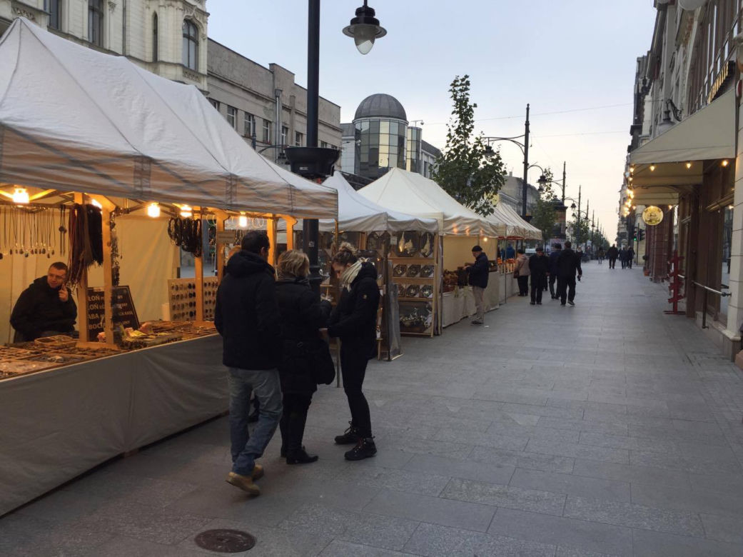 2 Jarmark na ulicy Piotrkowskiej