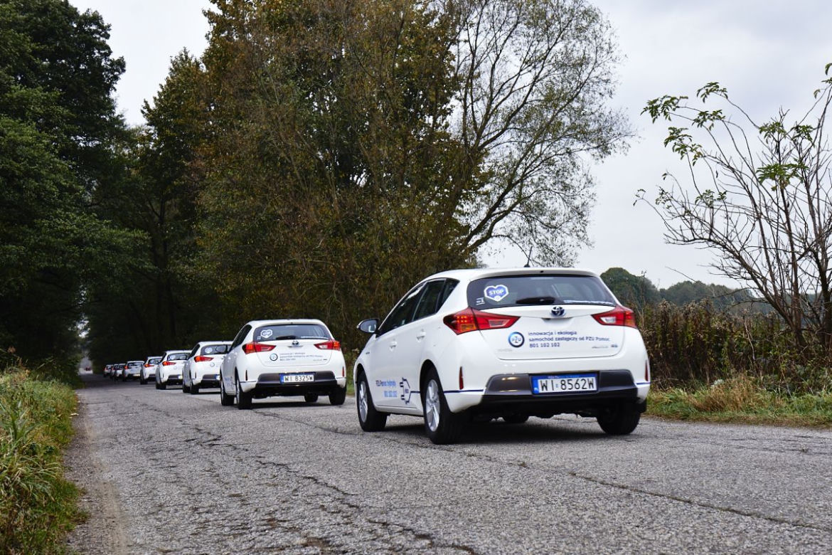 Toyota Auris Hybrid PZU