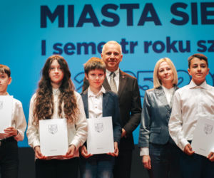 Najzdolniejsi uczniowie odebrali stypendia Prezydenta Miasta Siedlce