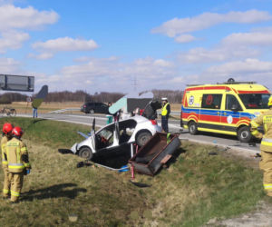 Rozbite auta i ranni na drodze. Wypadek w gminie Szczurowa [ZDJĘCIA]