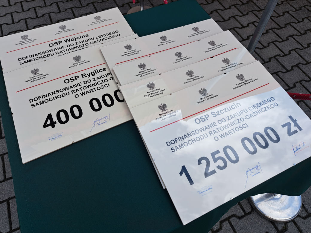 Promesy na zakup samochodów dla jednostek OSP 