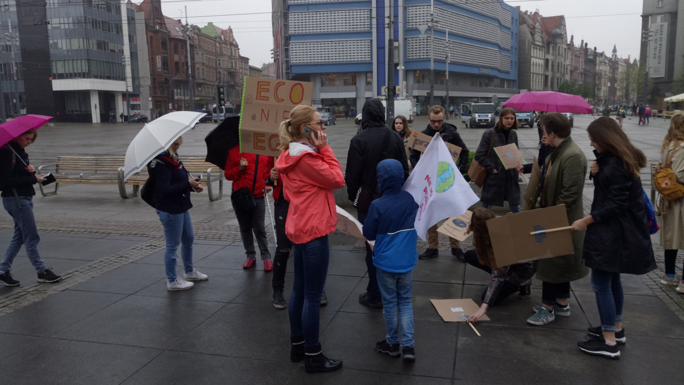 Katowice: Demonstracja w obronie Ziemi
