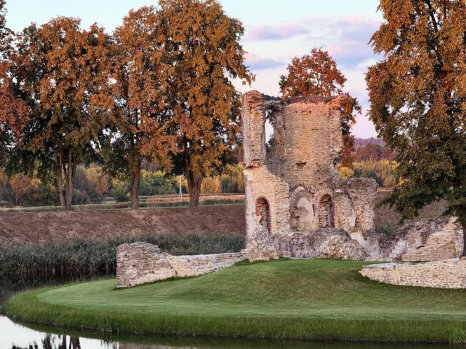 Zamek w Ćmielowie: Rockowa Twierdza Anny Zarębskiej. „To był projekt mega ekstrawagancki!”