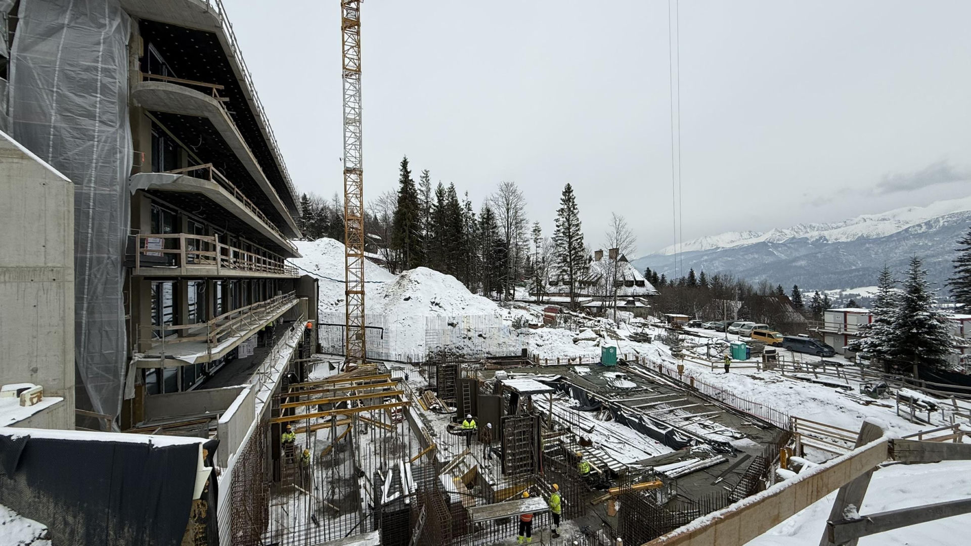 Budowa hotelu Salamandra w Kościelisku - luty 2026