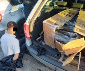 21-latek w Bydgoszczy wpadł. Niewiarygodne, co znalazła przy nim policja. Waga zwariowała