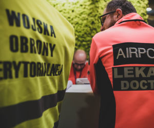 Radomscy terytorialsi pomagają na lotnisku Chopina