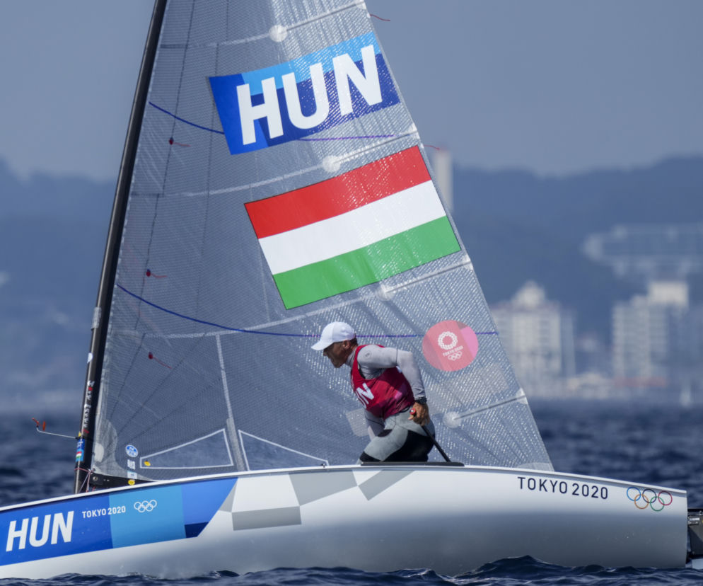 Zsombor Berecz, wicelider olimpijskich regat klasy Finn