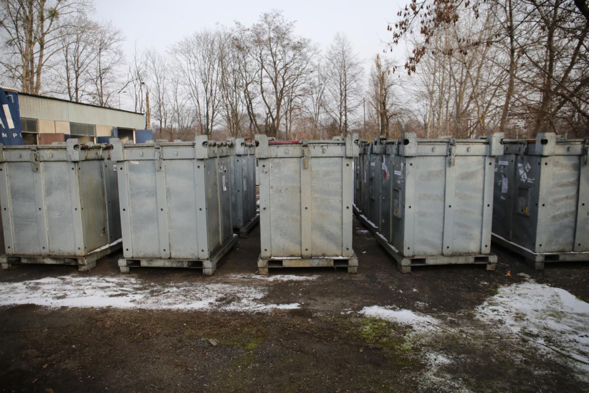 Niebezpieczne odpady znikną z Targówka. Miasto podjęło decyzję