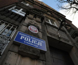 Policjanci dręczyli 18-latka paralizatorem