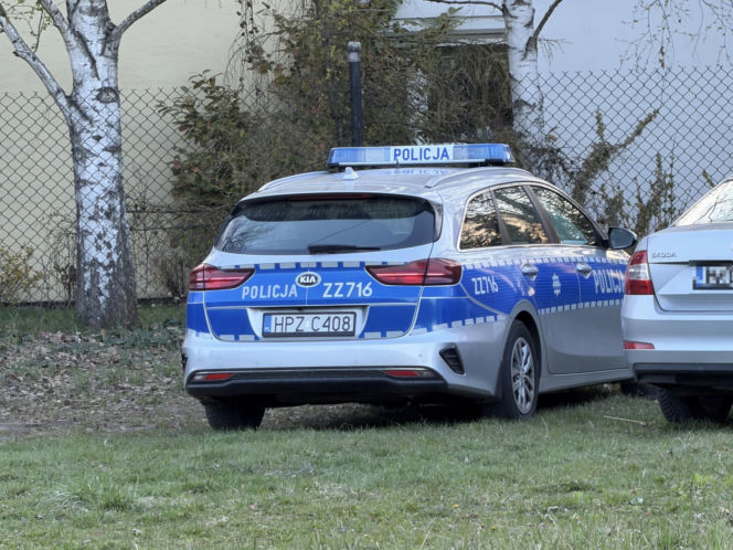 Ojciec przejechał po swojej 6-letniej córce autem. Dziecko nie żyje