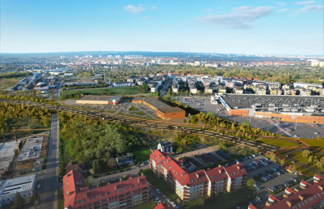 Park Handlowy RWS na granicy Szczecina i Mierzyna