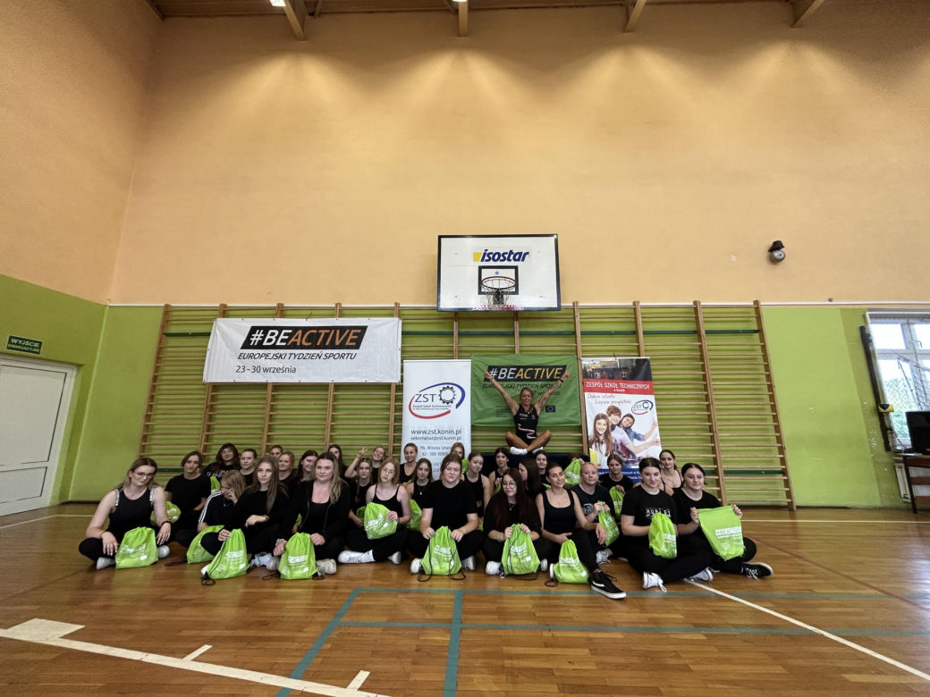 Lekcja WF z mistrzynią olimpijską w Zespole Szkół Technicznych w Koninie