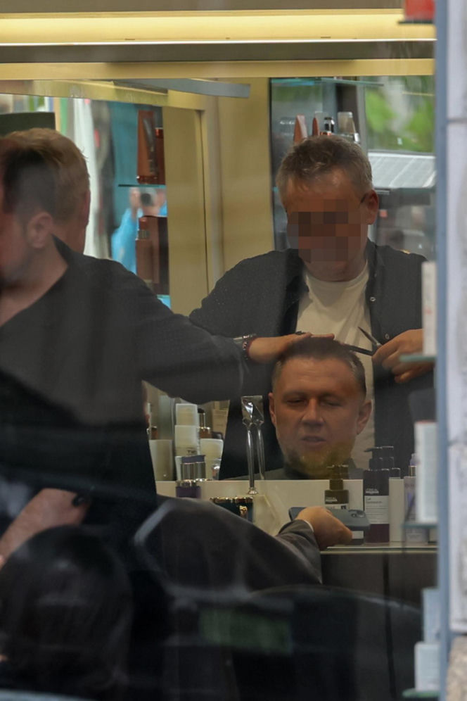 Minister Kierwiński wpadł do fryzjera