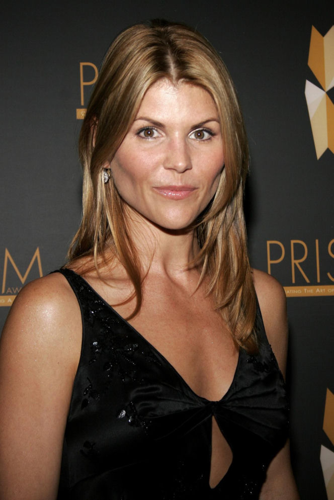 Była gwiazdą uwielbianego serialu, potem trafiła do więzienia. Teraz ma 61 lat, a wygląda na 30