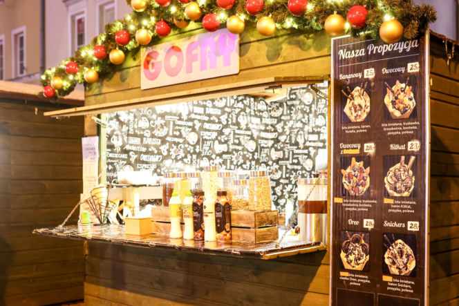 Gliwicki Jarmark Bożonarodzeniowy wystartował. Wiedeński klimat i świąteczne gofry
