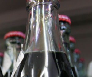 Cola