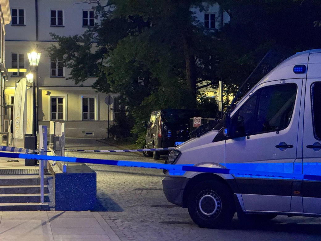  Atak siekierą na UW