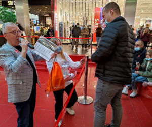 WOŚP w Kielcach. Hojni kielczanie licytowali w Galerii Echo