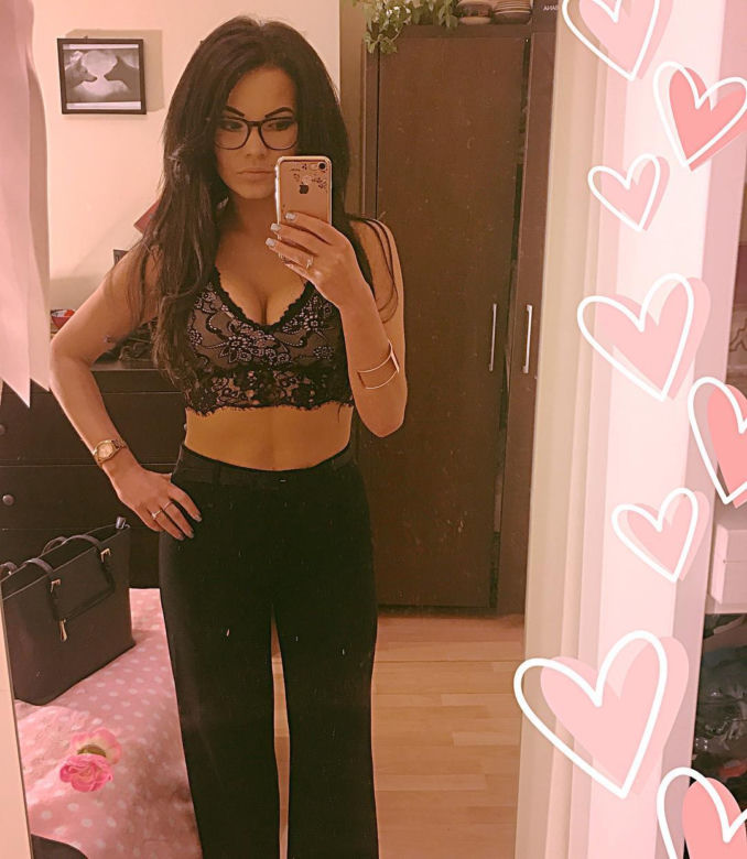 Najseksowniejsza kandydatka na radną w Polsce Aleksandra Puławska
