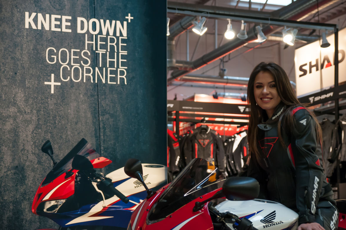 Hostessy na Warsaw Motorcycle Show