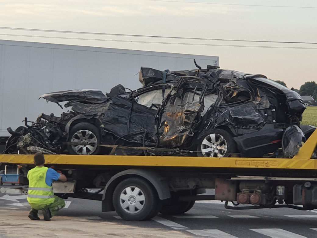 Znak "stop" stanął na skrzyżowaniu śmierci. Minął rok od potwornej tragedii w Elżbietowie