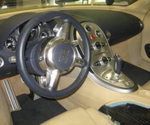 Rozbite Bugatti Veyron