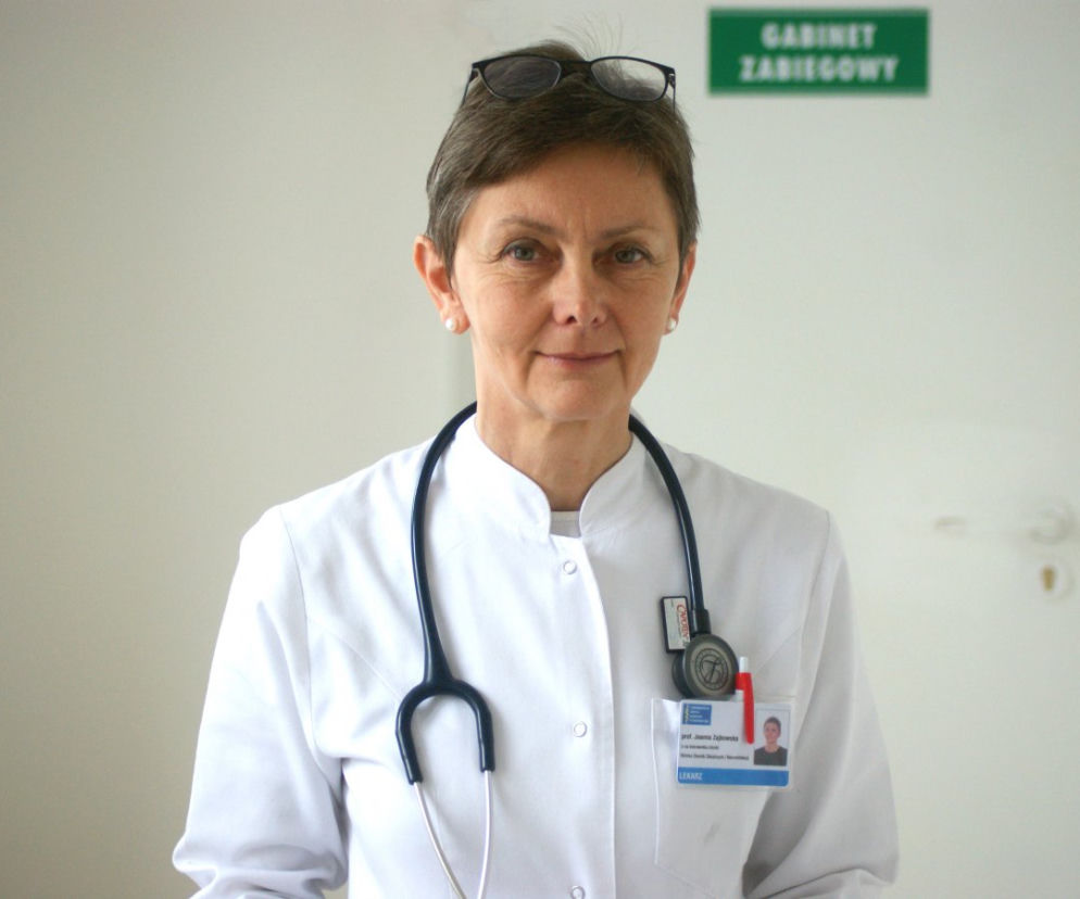 Profesor Joanna Zajkowska z Uniwersytetu Medycznego w Białymstoku