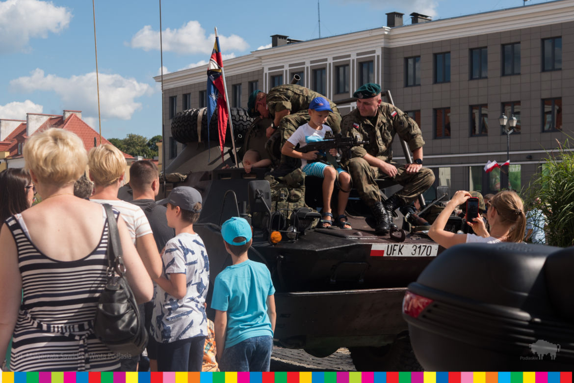 Święto Wojska Polskiego w Białymstoku. Zobacz jak było [ZDJĘCIA]