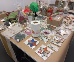 ​Z każdym dniem wybór jest coraz mniejszy. W Galerii MBWA w Lesznie trwa Kiermasz Świąteczny