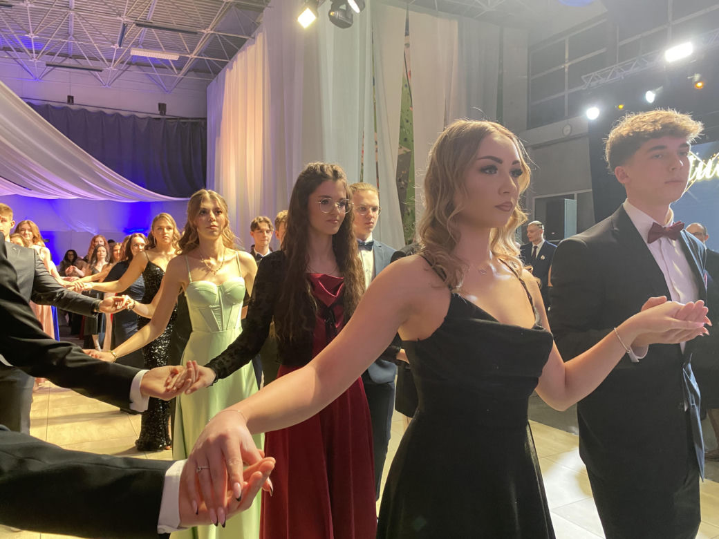 Studniówka 2025 w II Liceum Ogólnokształcącym w Zielonej Górze
