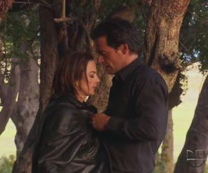 Nieposkromiona miłość odc. 27. Camila ( Silvia Navarro), Daniel (Cristian de la Fuente)