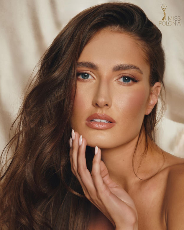 DOMINIKA ŻAK (Chicago, Polonia Amerykańska)
