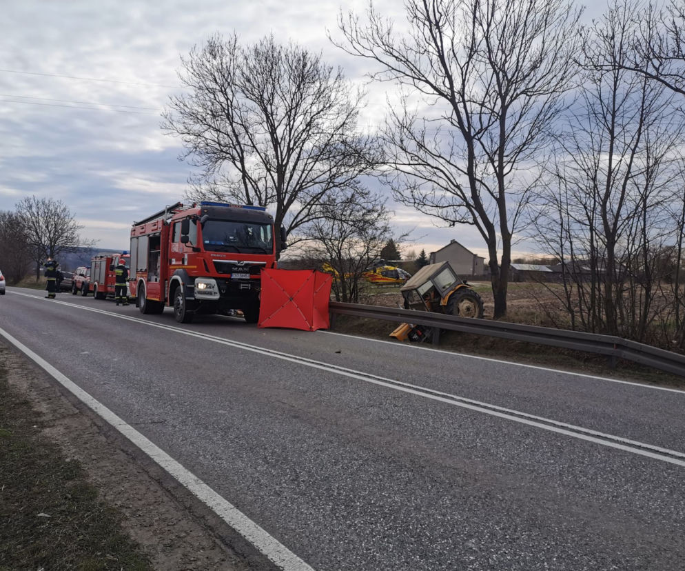 Trzeci dzień, trzecie lądowanie śmigłowca LPR. Tym razem zasłabł traktorzysta