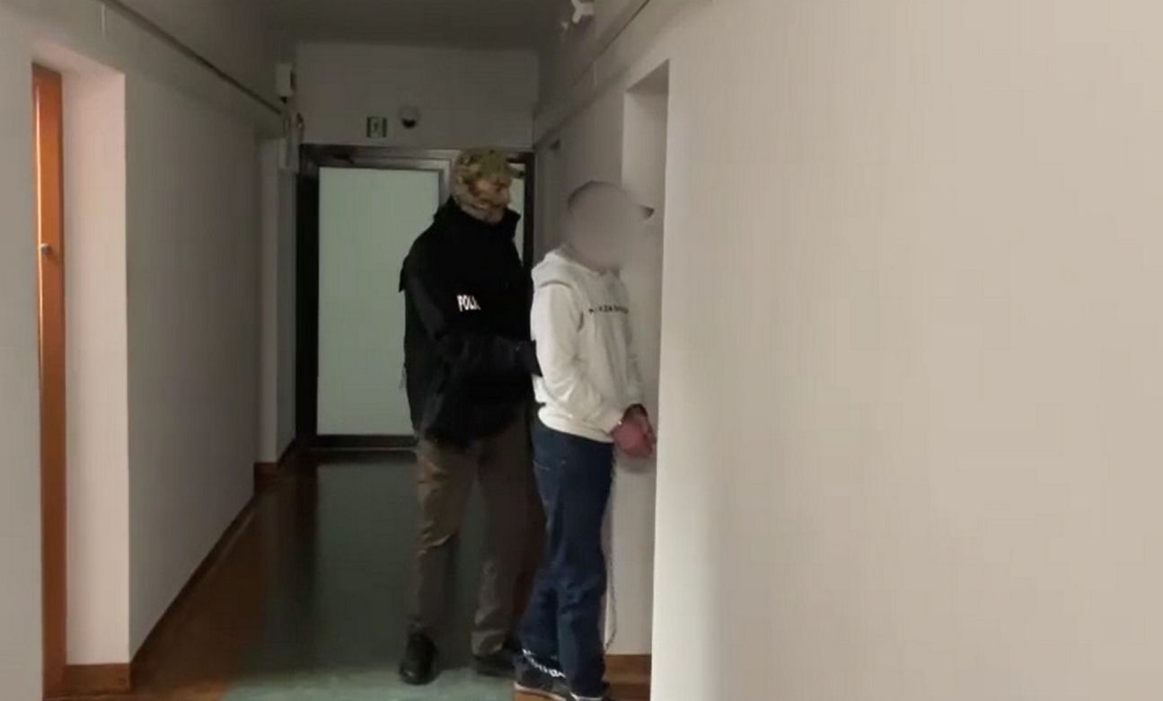 17-latek zakatował ekspedientkę na śmierć