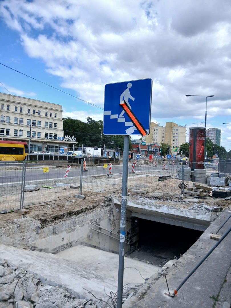 Likwidacja przejścia podziemnego na skrzyżowaniu ul. Młynarskiej i Wolskiej w Warszawie