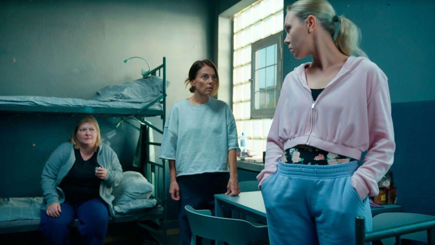 Barwy szczęścia odc. 3118. Kasia (Katarzyna Glinka), Brygida (Katarzyna Cynke), Elwira (Małgorzata Gorzna)